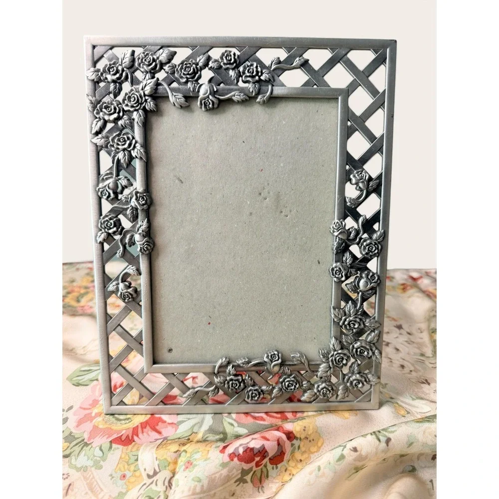 Vintage Style Pewter Tone Metal Rose Lattice Picture Frame Cottagecore  5x7